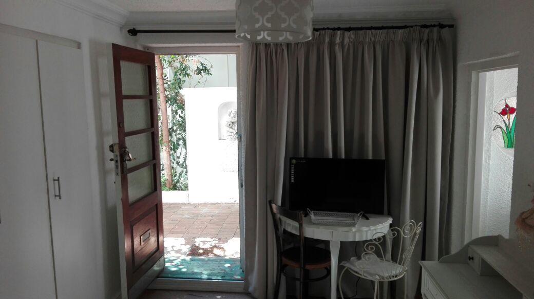 29 On Buxton Guesthouse Cape Town Bagian luar foto