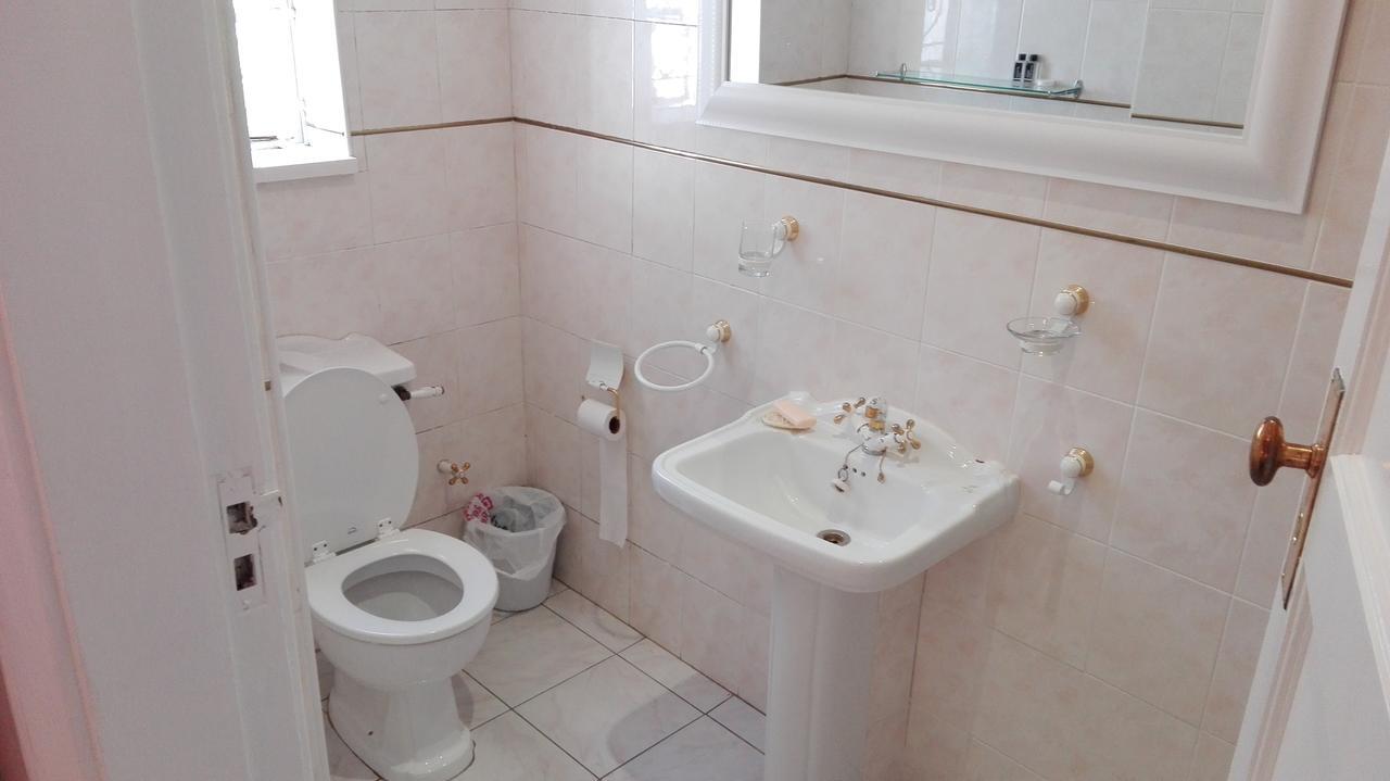 29 On Buxton Guesthouse Cape Town Bagian luar foto